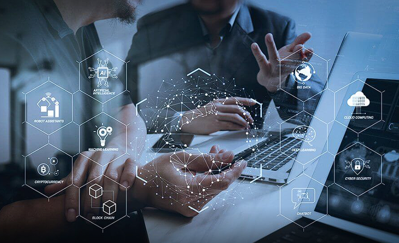 Jeunes start-up africaines travaillant sur des projets numériques, symbolisant l’innovation, la fintech et la croissance économique en Afrique.